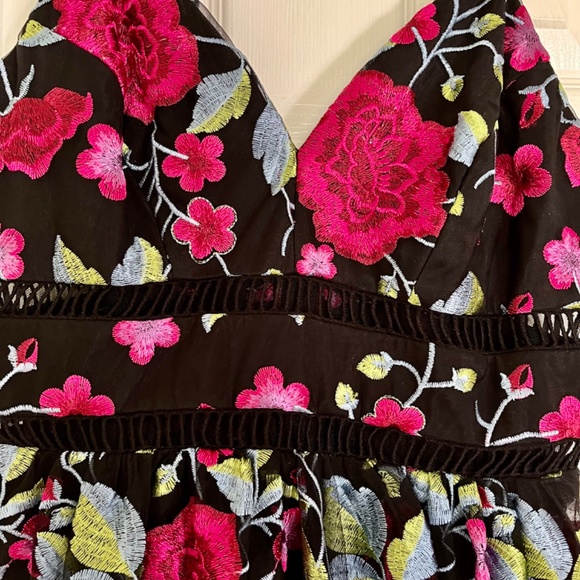 Nicole Miller Floral Embroidered Cocktail Dress - Picture 2 of 6
